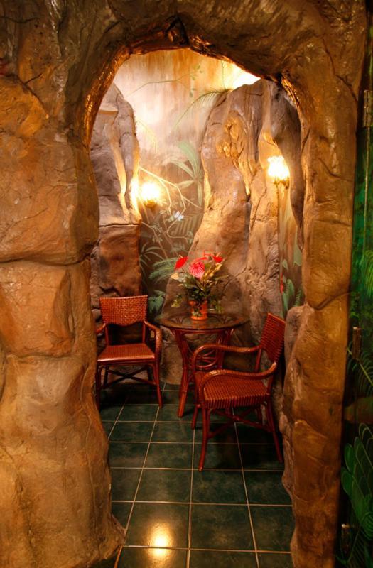 Black Swan Inn Luxurious Theme Rooms Покателло Номер фото