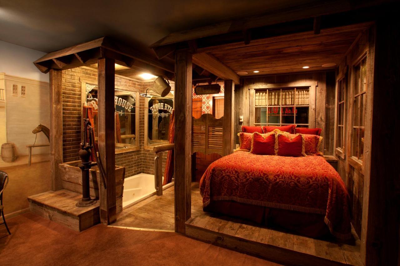 Black Swan Inn Luxurious Theme Rooms Покателло Екстер'єр фото