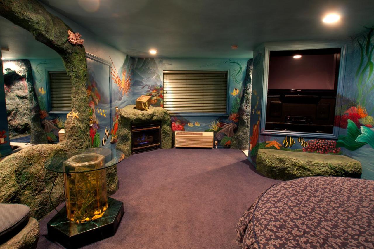 Black Swan Inn Luxurious Theme Rooms Покателло Екстер'єр фото