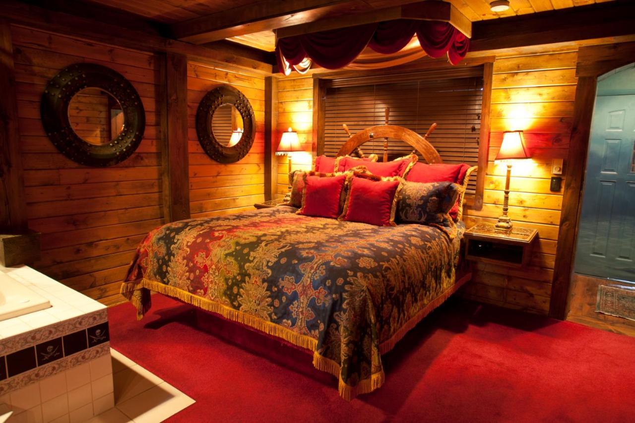 Black Swan Inn Luxurious Theme Rooms Покателло Екстер'єр фото