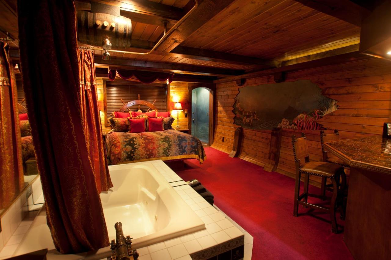 Black Swan Inn Luxurious Theme Rooms Покателло Екстер'єр фото