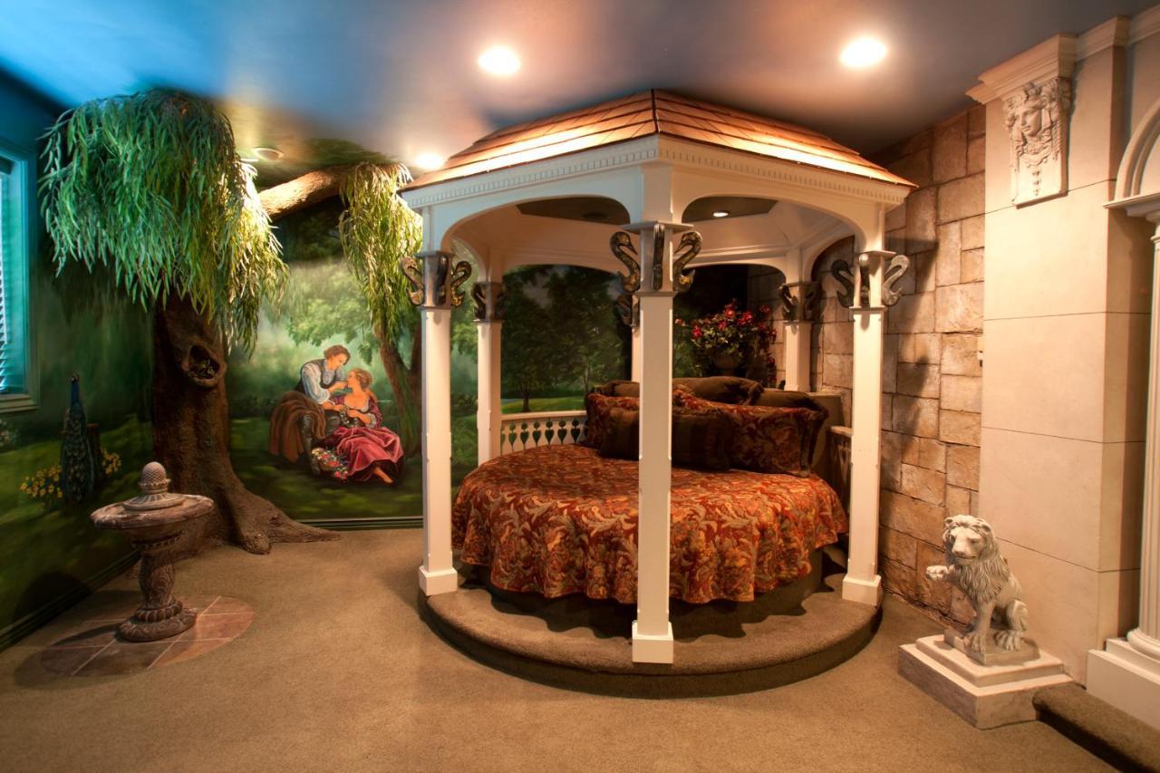 Black Swan Inn Luxurious Theme Rooms Покателло Екстер'єр фото