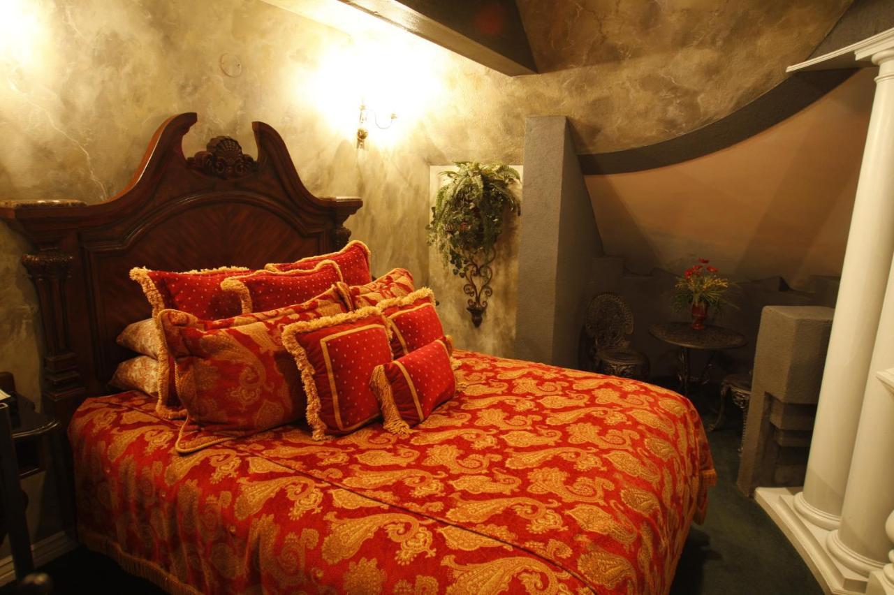 Black Swan Inn Luxurious Theme Rooms Покателло Екстер'єр фото